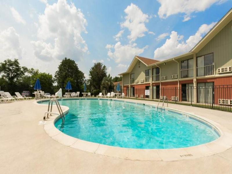 Howard Johnson By Wyndham Beaufort/Parris Island Zewnętrze zdjęcie