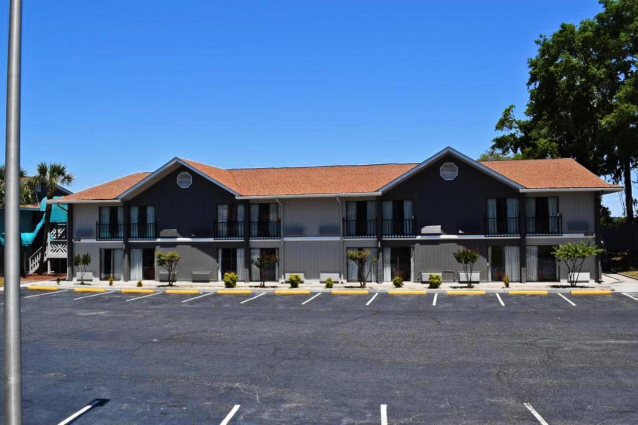 Howard Johnson By Wyndham Beaufort/Parris Island Zewnętrze zdjęcie